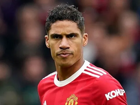 Varane phản ứng khi Casemiro gia nhập Man United