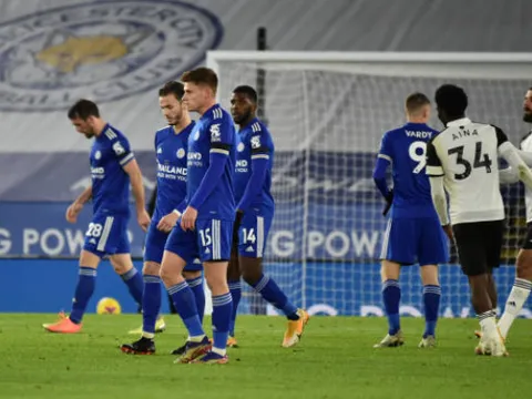 Leicester thua sốc đội áp chót, top 4 diễn biến kịch tính