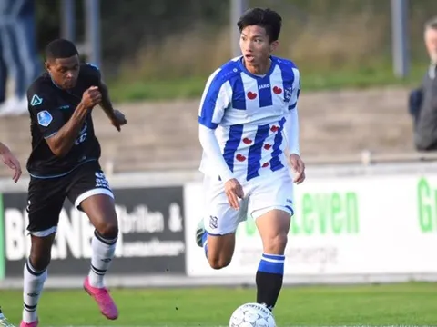 Không được ra sân ở Heerenveen, Văn Hậu tuyên bố bất ngờ