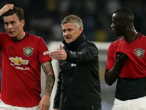 Vì 3 lý do, Solskjaer nên rắn tay với "máy chém" Man Utd