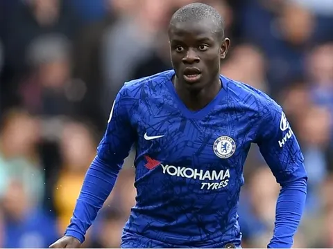 Vì bom tấn 55 triệu, Kante sắp trở thành người thừa tại Chelsea?
