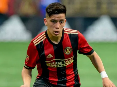 Vì "Người thay thế Bruno Fernandes", Man Utd và Arsenal đại chiến