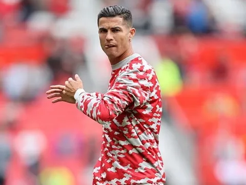 Vì Ronaldo, toàn bộ cầu thủ M.U bỏ 1 thói quen