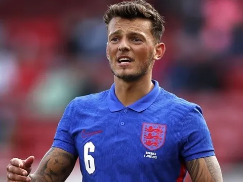 Vì sao Arsenal thèm khát Ben White?