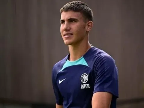 Vì sao Chelsea và Tuchel thèm khát Cesare Casadei?