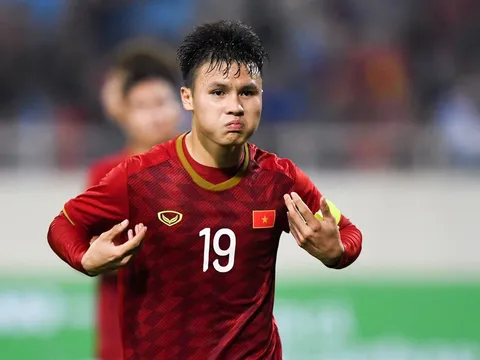 Vì sao Tottenham nhắc tới Quang Hải trên fanpage?