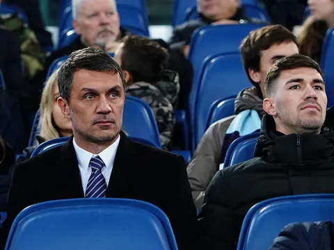 Vì sao trẻ của Chelsea, Maldini "hiến tế" đội trưởng Milan