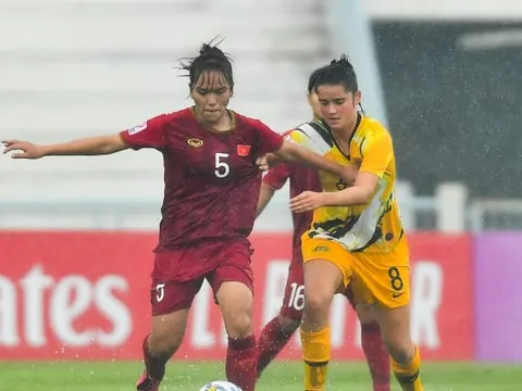 Việt Nam thua… tại “ông trời”, Thái Lan thảm bại trên sân nhà