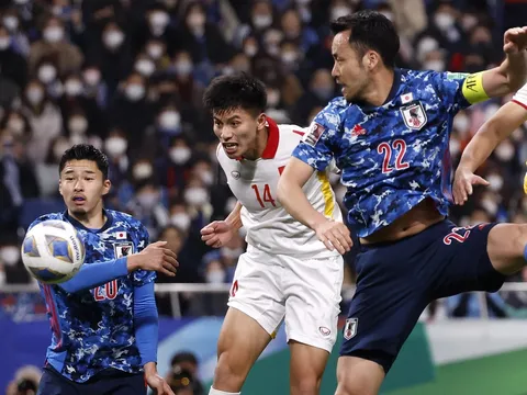 Tuyển Việt Nam san bằng thành tích của Thái Lan ở vòng loại World Cup