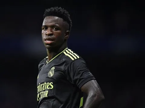 Vinicius báo tin vui chuyển nhượng cho Real