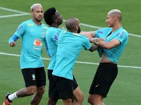 Vinicius và Richarlison từ bạn thành kẻ thù chỉ sau vài ngày