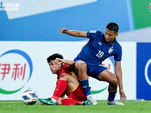 Văn Khang hay nhất trận, phải kiểm tra doping