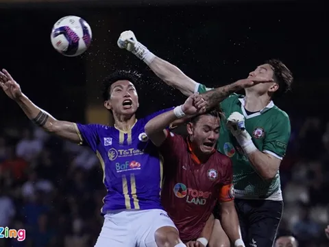 CLB Hà Nội 0-3 Bình Định: Duy Mạnh nhận thẻ đỏ trực tiếp