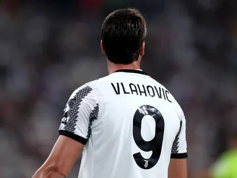 Vlahovic một lần nữa chứng minh Arteta đã đúng
