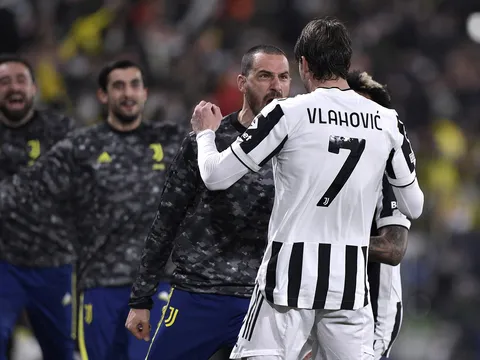 So sánh Vlahovic với Ronaldo? Max Allegri có câu trả lời