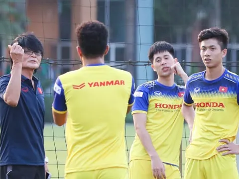 Bác sĩ Choi úp mở khả năng Đình Trọng bình phục dự SEA Games 30