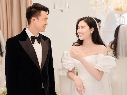 Vợ chưa cưới của Thành Chung xinh như mộng trong lễ ăn hỏi