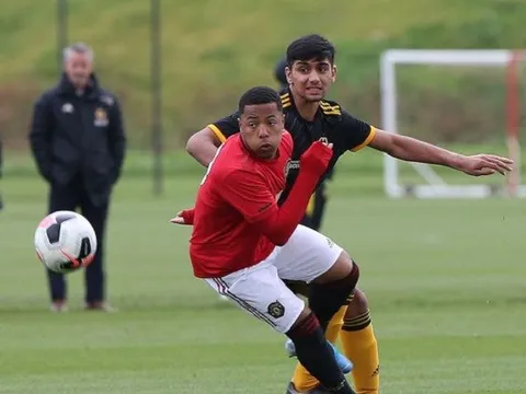 Vô kỷ luật, ngọc quý M.U bị gạch tên khỏi tuyển