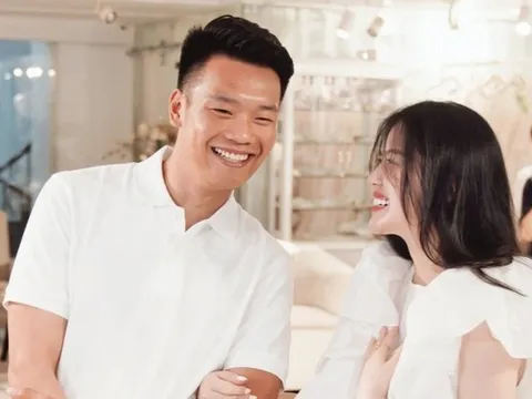 Vợ Thành Chung chờ 4 tháng để nhận váy cưới