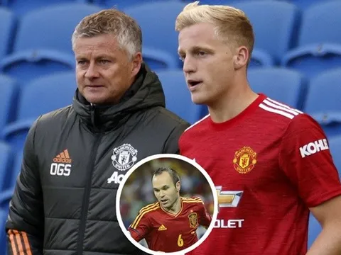 Với Alex Telles, HLV Solskjaer sẽ biến Van de Beek thành "Iniesta mới" của M.U