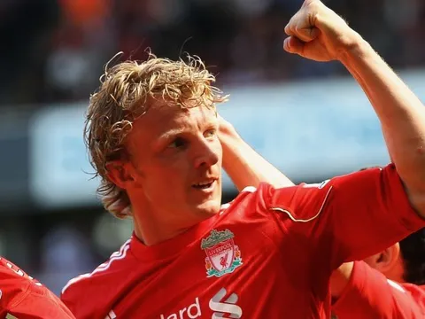 "Với tôi, đỉnh cao là cú hat-trick vào lưới Man United"