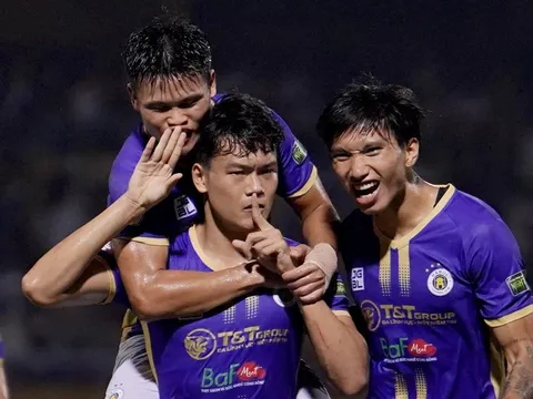 Vòng 10 V-League: Hà Nội bứt phá; Sao trẻ Đà Nẵng tỏa sáng
