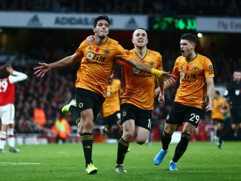 Vòng 14 Premier League: Cuộc đối đầu của những hiện tượng và sự khởi đầu của những cuộc chia ly