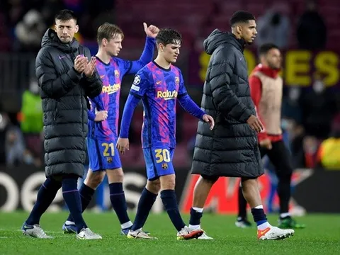 Sân Nou Camp giúp Barca giải quyết món nợ khổng lồ