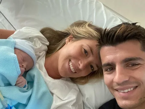 Vừa đến Juventus, Morata đã ghi một "bàn thắng" đẹp