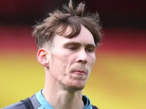 Vừa ra mắt, sao Quỷ đỏ đe dọa vị trí của Matic và McTominay