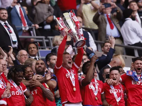 Vừa thăng hạng, giới chủ Nottingham tiết lộ tham vọng tại Premier League