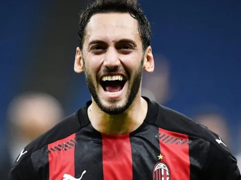Vượt mặt M.U, Juventus đạt thỏa thuận chiêu mộ “Vua sút phạt”