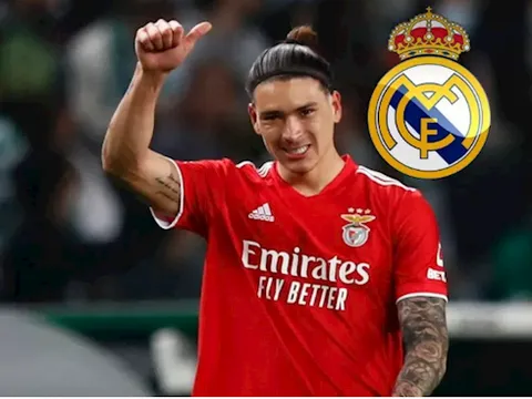 Darwin Nunez bất ngờ quay xe với Man Utd