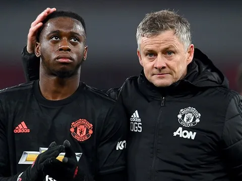 Wan-Bissaka bị chỉ trích, HLV Solskjaer ngay lập tức lên tiếng phản pháo