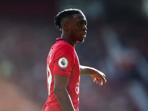 Wan-Bissaka đáng 'đồng tiền bát gạo' ra sao trước Norwich?