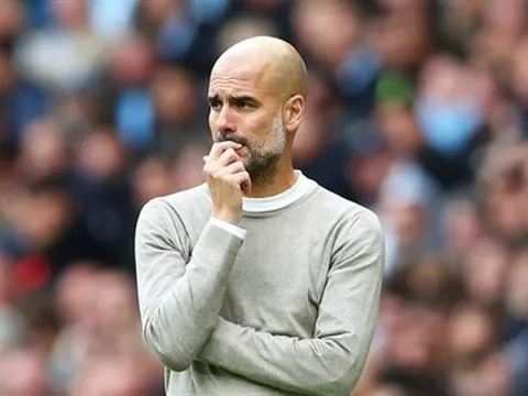 Lo sợ Arsenal trượt dốc, Emery ra quyết định "tàn bạo" với Xhaka
