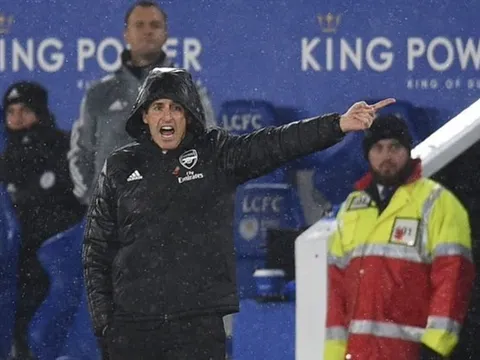 CĐV Man Utd: "Mua Haaland, vậy Greenwood vứt đâu?"