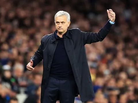 Man Utd làm điều "tình nghĩa" với Mourinho trong ngày ông về Old Trafford