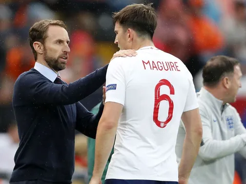 Rooney nói về tầm quan trọng của Maguire và Henderson
