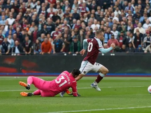 West Ham lỡ cơ hội chiếm vị trí dự Europa League của M.U