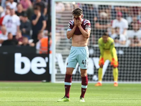 West Ham thay MU đứng cuối BXH Premier League