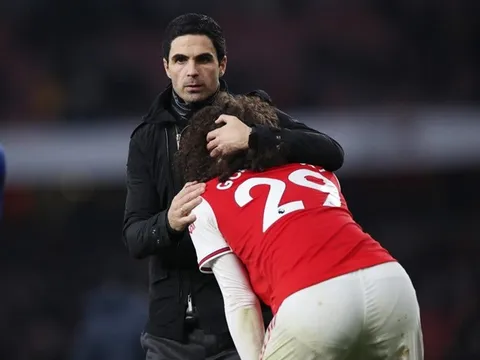 Chuyện gì đã xảy ra giữa Arteta và sao Arsenal bồng bột nổi loạn?
