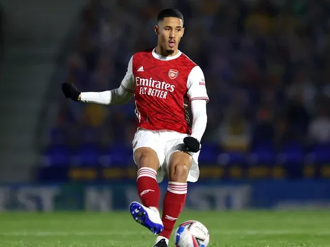 William Saliba: “Mikel Arteta đánh giá tôi qua 2 trận rưỡi”