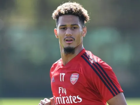 William Saliba và con tính sai lầm của Arsenal?