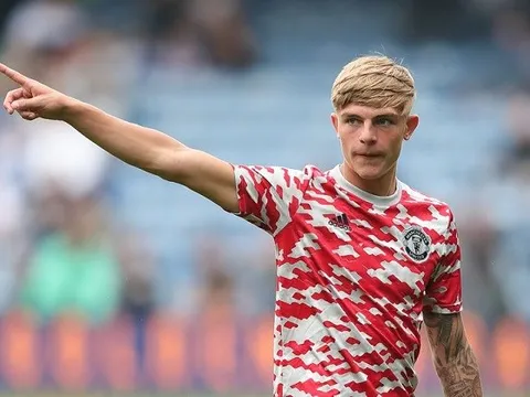 Erik Ten Hag đến Man Utd có thể giúp sự nghiệp của sao trẻ thăng hoa