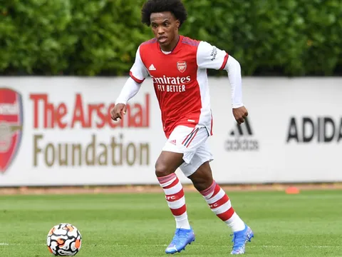 Ngôi sao bị chửi điên khi ngó lơ 20 triệu bảng của Arsenal