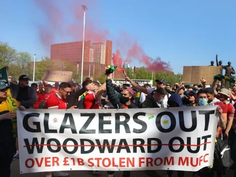 Nhà Glazers định giá bán đứt Man Utd