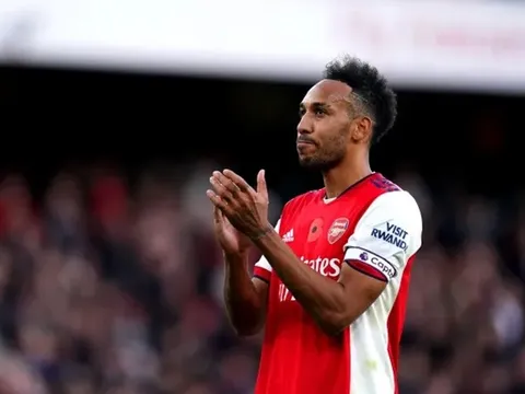 Sự xa hoa và hào nhoáng đang giết chết Aubameyang