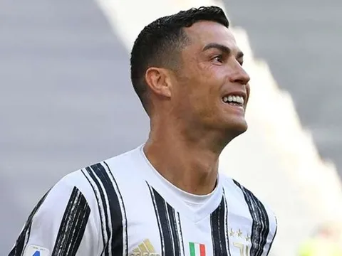 Xác nhận: Phó chủ tịch lên tiếng, tương lai Ronaldo đã chốt