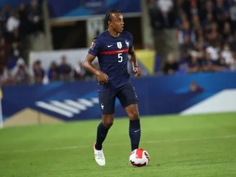 Xác nhận sét đánh khiến Chelsea mếu mặt